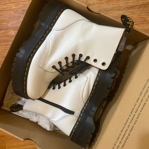 Jadon white dr marten